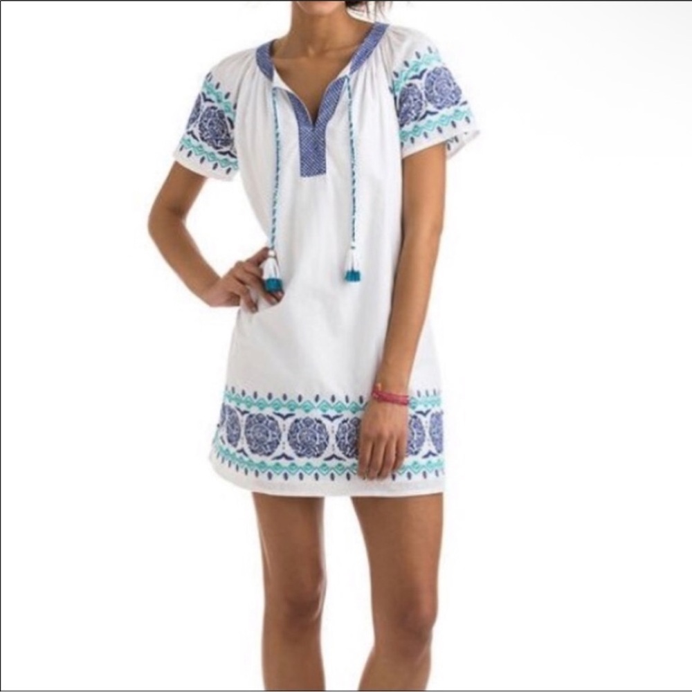 Vineyard Vines Medallion Popover White & Blue Dress Size XSmall - Picture 2 of 15